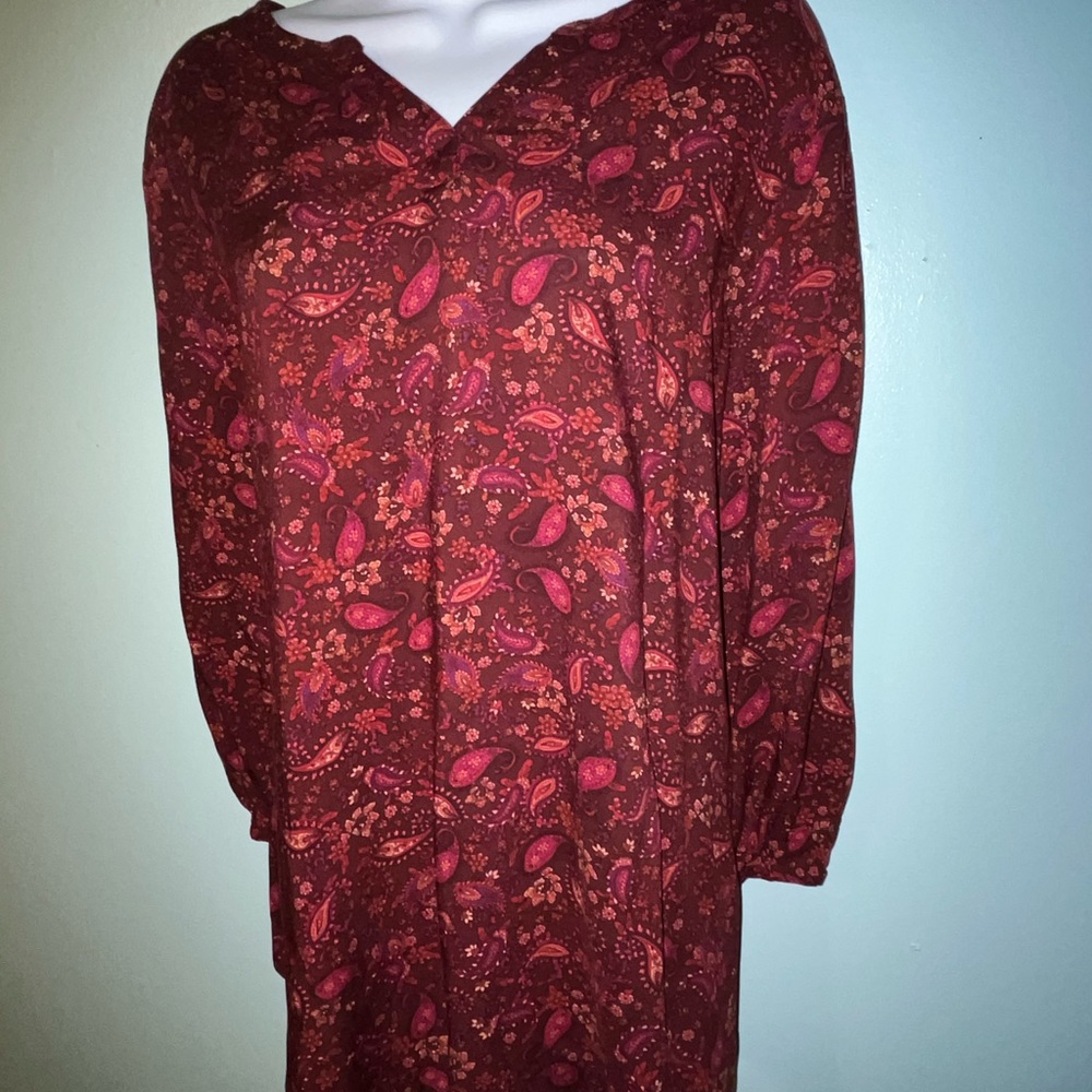 Croft & Barrow Blouse‎ V Neck Size XL Burgundy Paisley Print - Picture 9 of 11